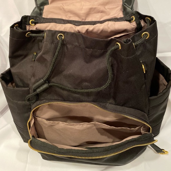 Skip Hop Chelsea Diaper Backpack - Picture 8 of 8